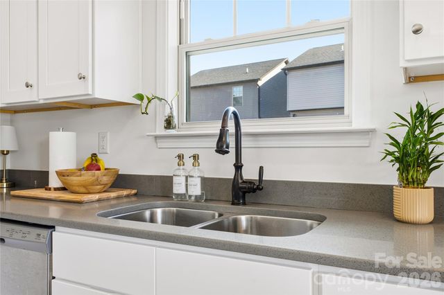 600 Cardwell Lane 140, Fletcher, NC 28732