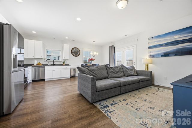 600 Cardwell Lane 140, Fletcher, NC 28732