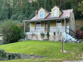 3135 3rd Avenue, Saint Paul, VA 24283