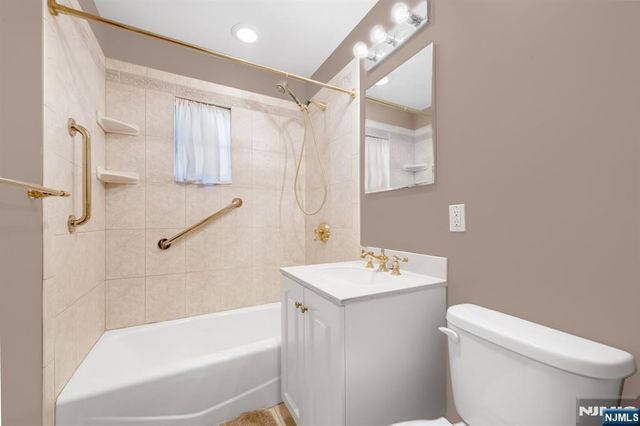 704 Evans Street, Paramus, NJ 07652