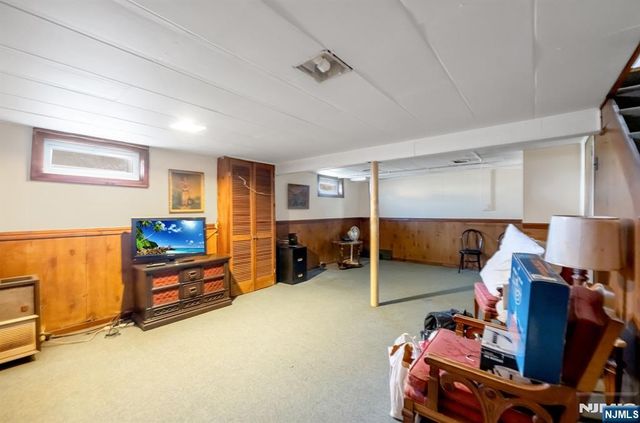 704 Evans Street, Paramus, NJ 07652