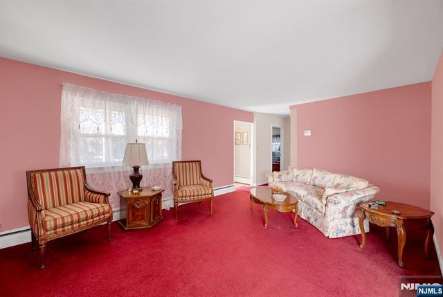 704 Evans Street, Paramus, NJ 07652