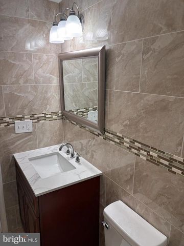 5817 N 15TH ST, Philadelphia, PA 19141