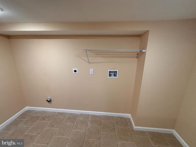 5817 N 15TH ST, Philadelphia, PA 19141