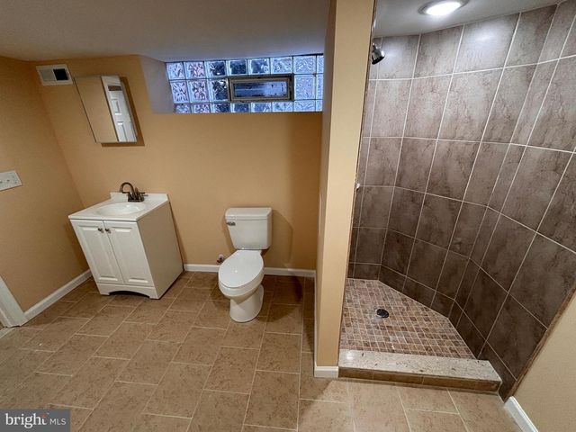 5817 N 15TH ST, Philadelphia, PA 19141