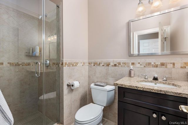 37 Legends Circle, Melville, NY 11747