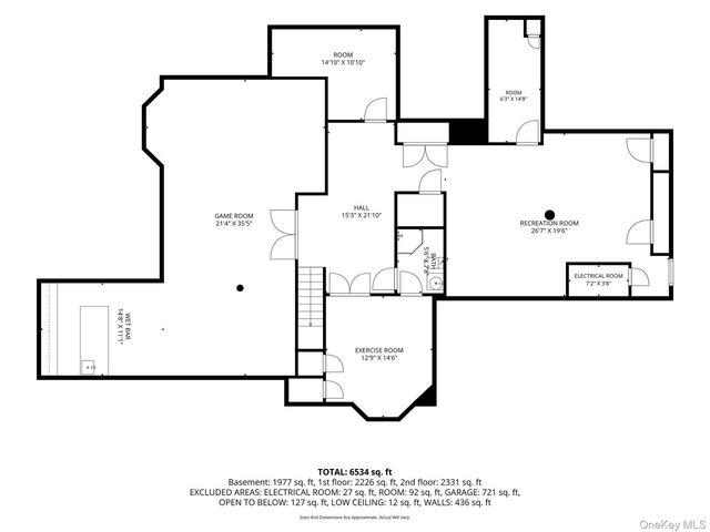 37 Legends Circle, Melville, NY 11747