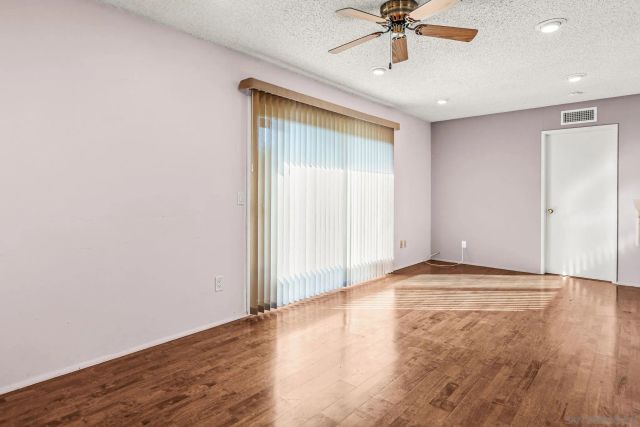 1896 Fairway Park A, Escondido, CA 92026