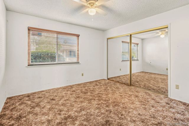 1896 Fairway Park A, Escondido, CA 92026