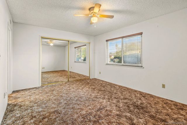 1896 Fairway Park A, Escondido, CA 92026