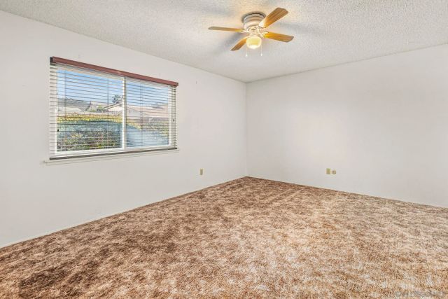 1896 Fairway Park A, Escondido, CA 92026