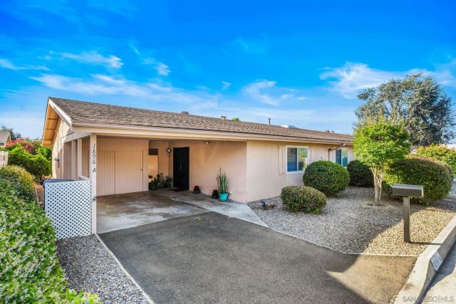 1896 Fairway Park A, Escondido, CA 92026