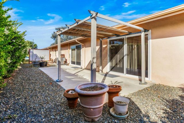1896 Fairway Park A, Escondido, CA 92026