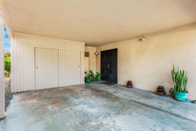 1896 Fairway Park A, Escondido, CA 92026