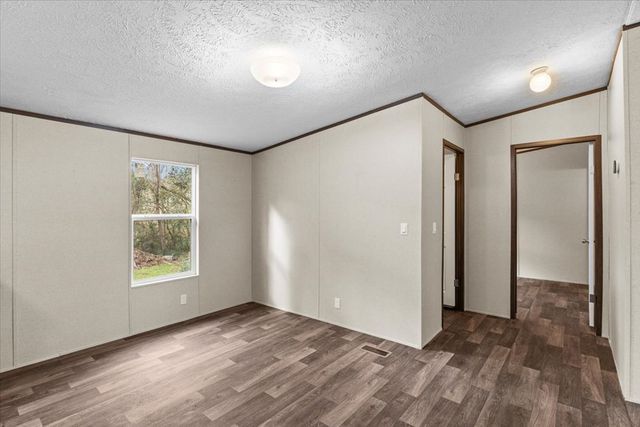 84 Jones Dr, Pinckard, AL 36350