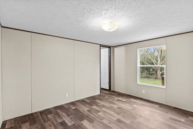 84 Jones Dr, Pinckard, AL 36350