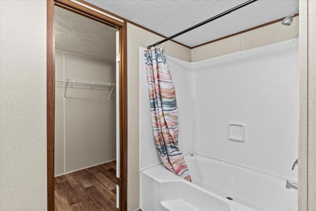 84 Jones Dr, Pinckard, AL 36350