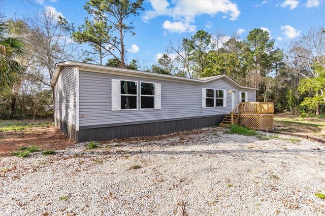 84 Jones Dr, Pinckard, AL 36350