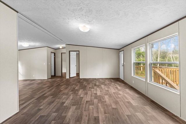 84 Jones Dr, Pinckard, AL 36350