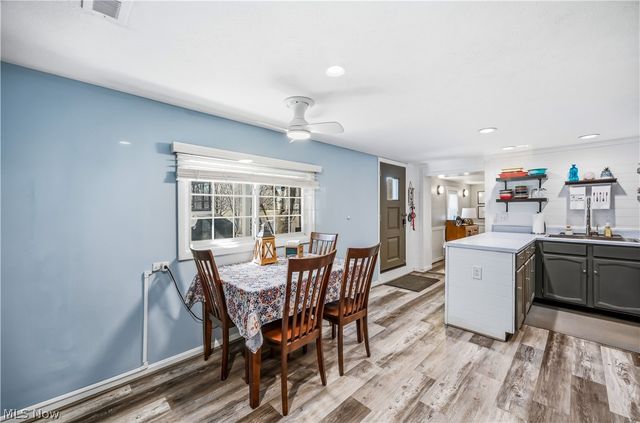 32242 Woodale Drive, Hanoverton, OH 44423