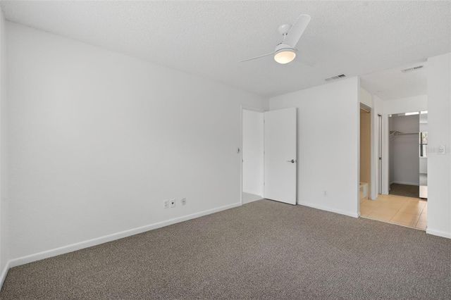 484 SANTA CRUZ PLACE NE G, St Petersburg, FL 33703