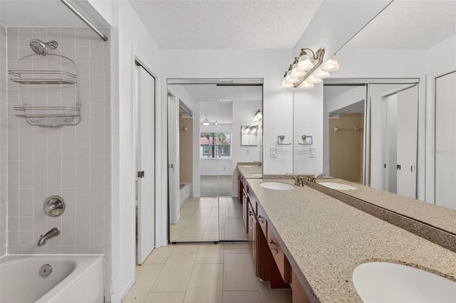 484 SANTA CRUZ PLACE NE G, St Petersburg, FL 33703