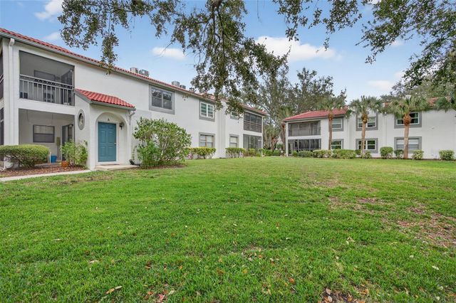 484 SANTA CRUZ PLACE NE G, St Petersburg, FL 33703