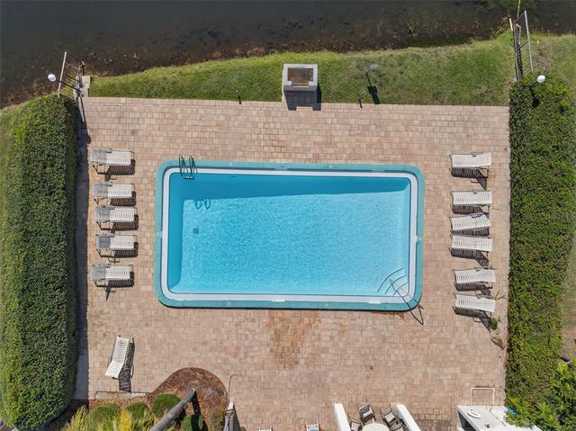 484 SANTA CRUZ PLACE NE G, St Petersburg, FL 33703