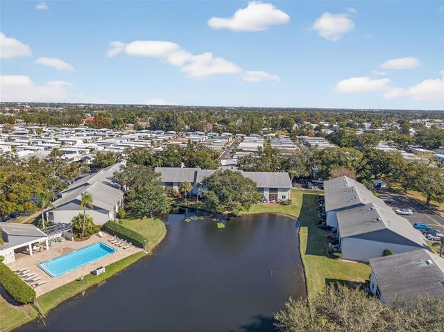 484 SANTA CRUZ PLACE NE G, St Petersburg, FL 33703