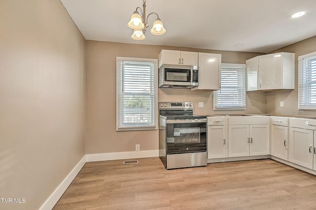 1921 Woodbine Street, Kingsport, TN 37660