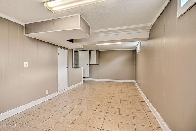 1921 Woodbine Street, Kingsport, TN 37660