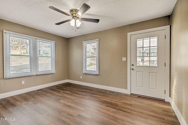 1921 Woodbine Street, Kingsport, TN 37660