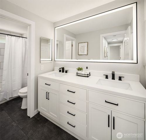42300 SE 168th Court, North Bend, WA 98045