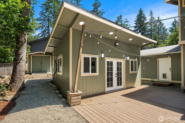 42300 SE 168th Court, North Bend, WA 98045