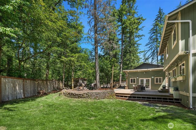42300 SE 168th Court, North Bend, WA 98045