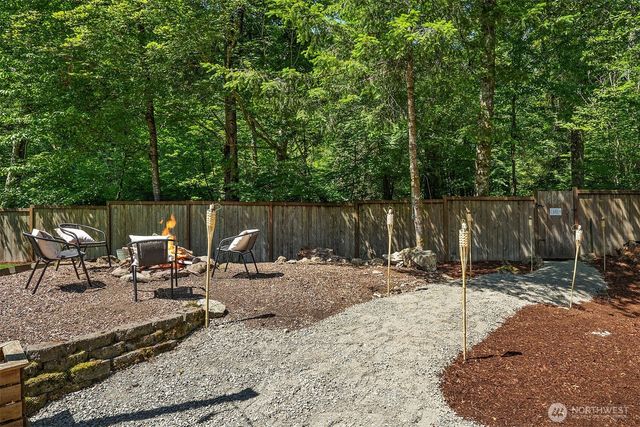 42300 SE 168th Court, North Bend, WA 98045