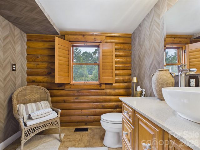 15425 E Rocky River Road, Davidson, NC 28036