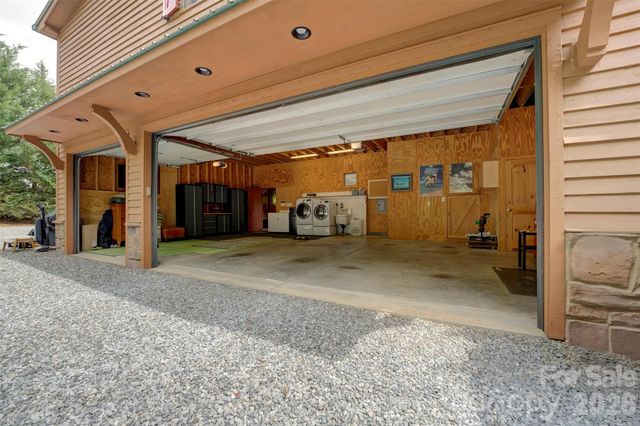 15425 E Rocky River Road, Davidson, NC 28036