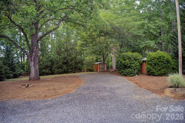 15425 E Rocky River Road, Davidson, NC 28036