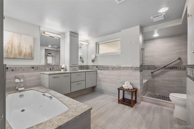 4605 S Yosemite Street C-105, Denver, CO 80237