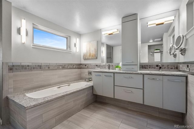 4605 S Yosemite Street C-105, Denver, CO 80237