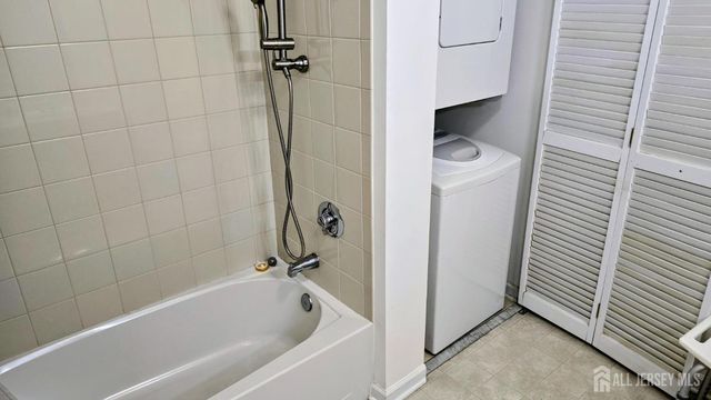 205 Liddle Avenue, Edison, NJ 08837