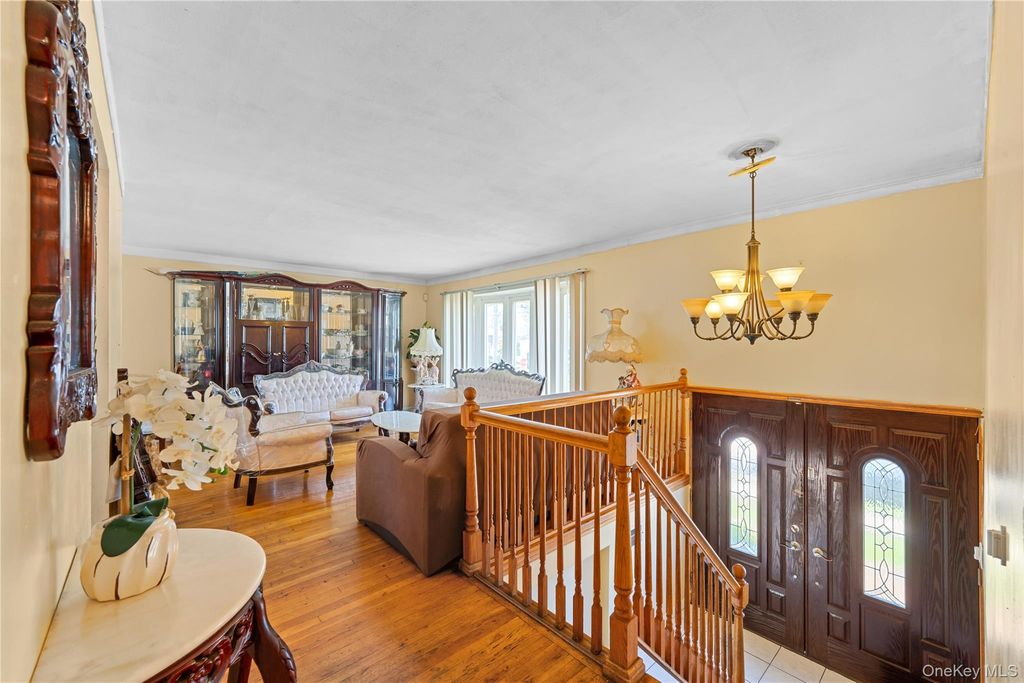 3185 Schreiber Place, Baldwin, NY 11510 — photo 2