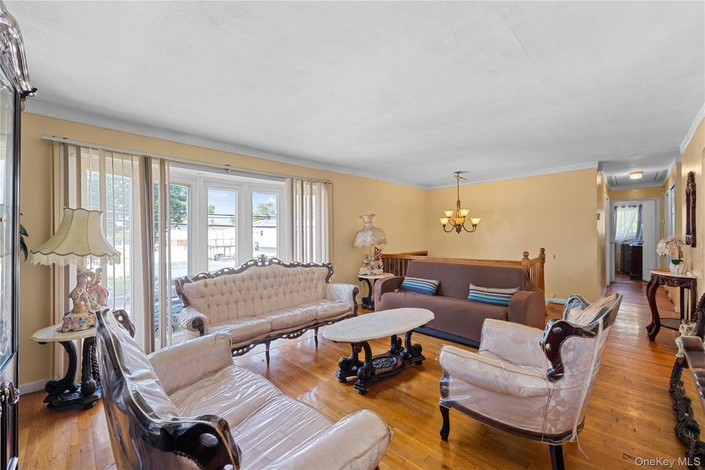 3185 Schreiber Place, Baldwin, NY 11510 — photo 4