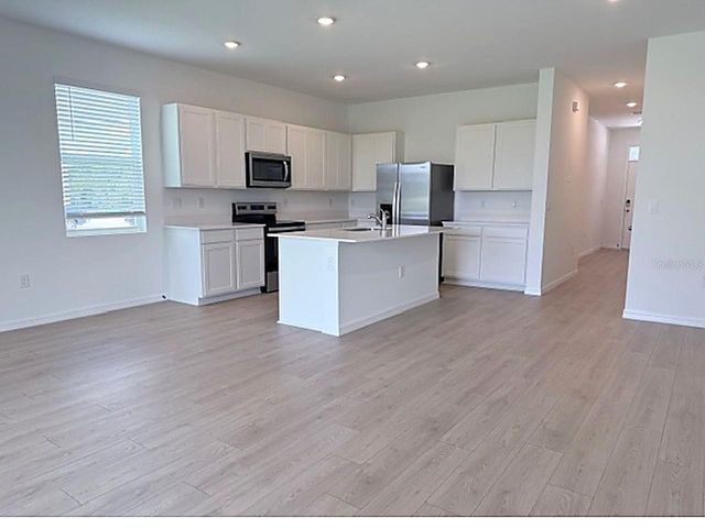 32492 WELLING BLADE LOOP, Wesley Chapel, FL 33545