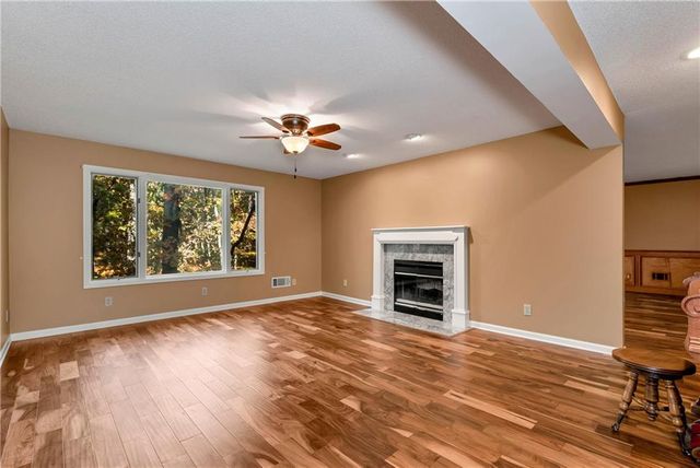 4570 Deep Creek Drive, Sugar Hill, GA 30518