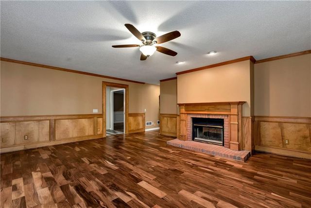 4570 Deep Creek Drive, Sugar Hill, GA 30518