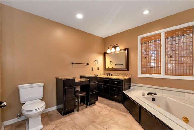 4570 Deep Creek Drive, Sugar Hill, GA 30518