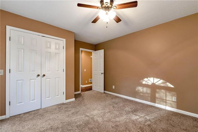 4570 Deep Creek Drive, Sugar Hill, GA 30518