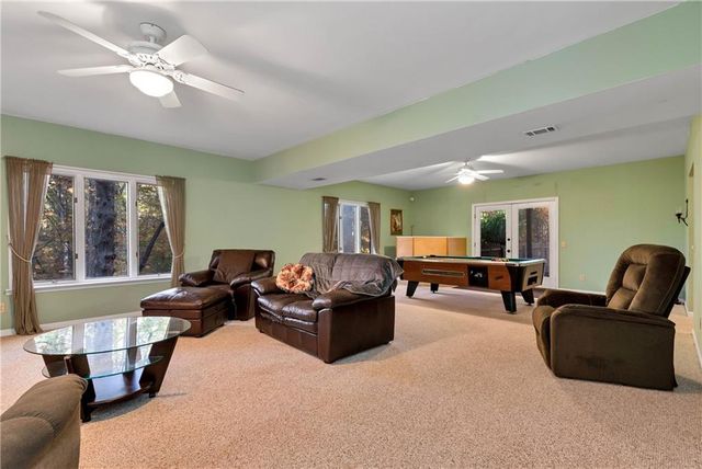 4570 Deep Creek Drive, Sugar Hill, GA 30518